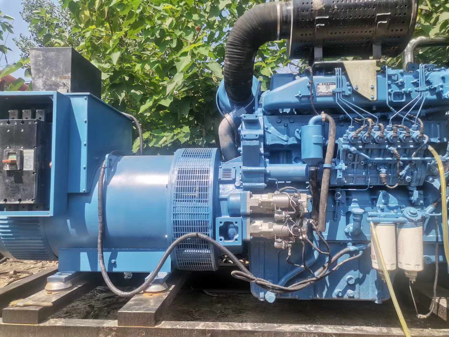 闻喜详细说明降低 800kW 柴油发电机输出电流波动的方法